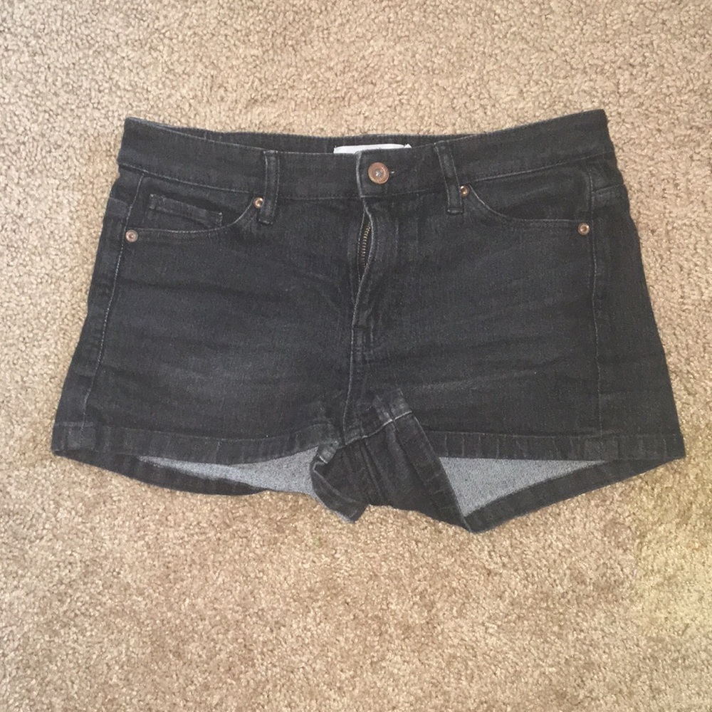 Black Low Waisted Shorts